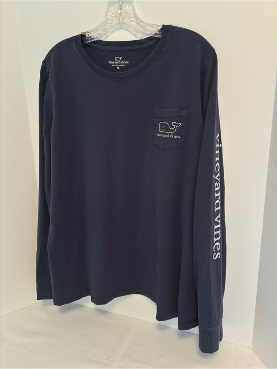 Vineyard Vines Tops - Vineyard Vines Women's Vintage Whale Long Sleeve Pocket Tee Blue Size XL